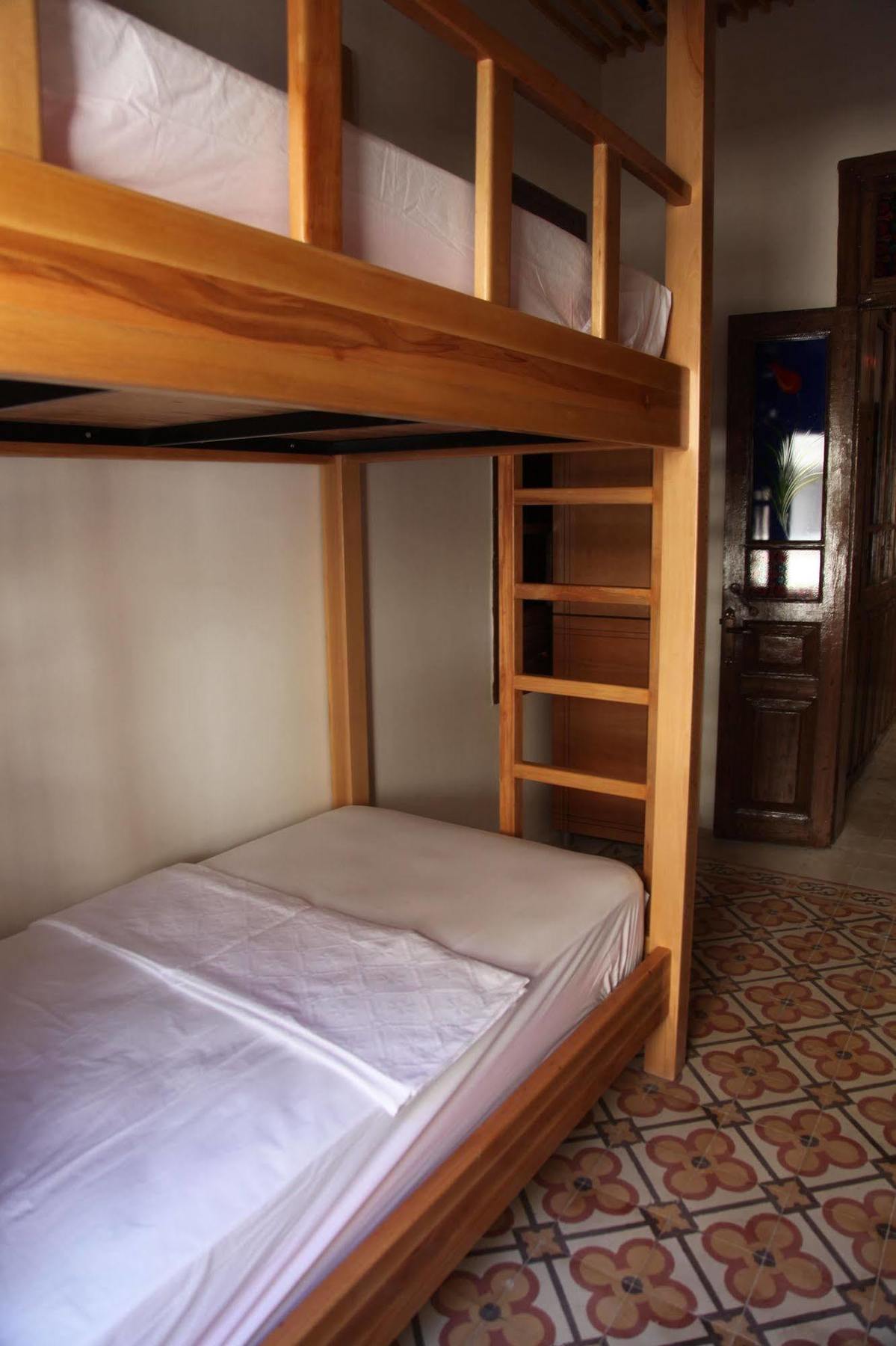 Fi Hostel Harbiye Екстер'єр фото